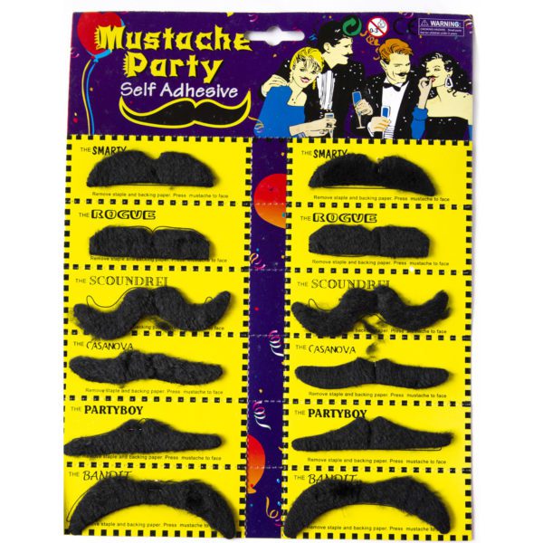 Bigote pequeño negro