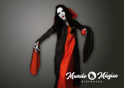 Bruja de Blanca Nieves, vampiresa