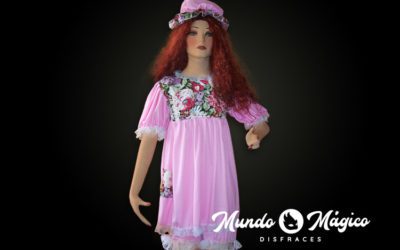Muñeca rosada kiana blusa flores
