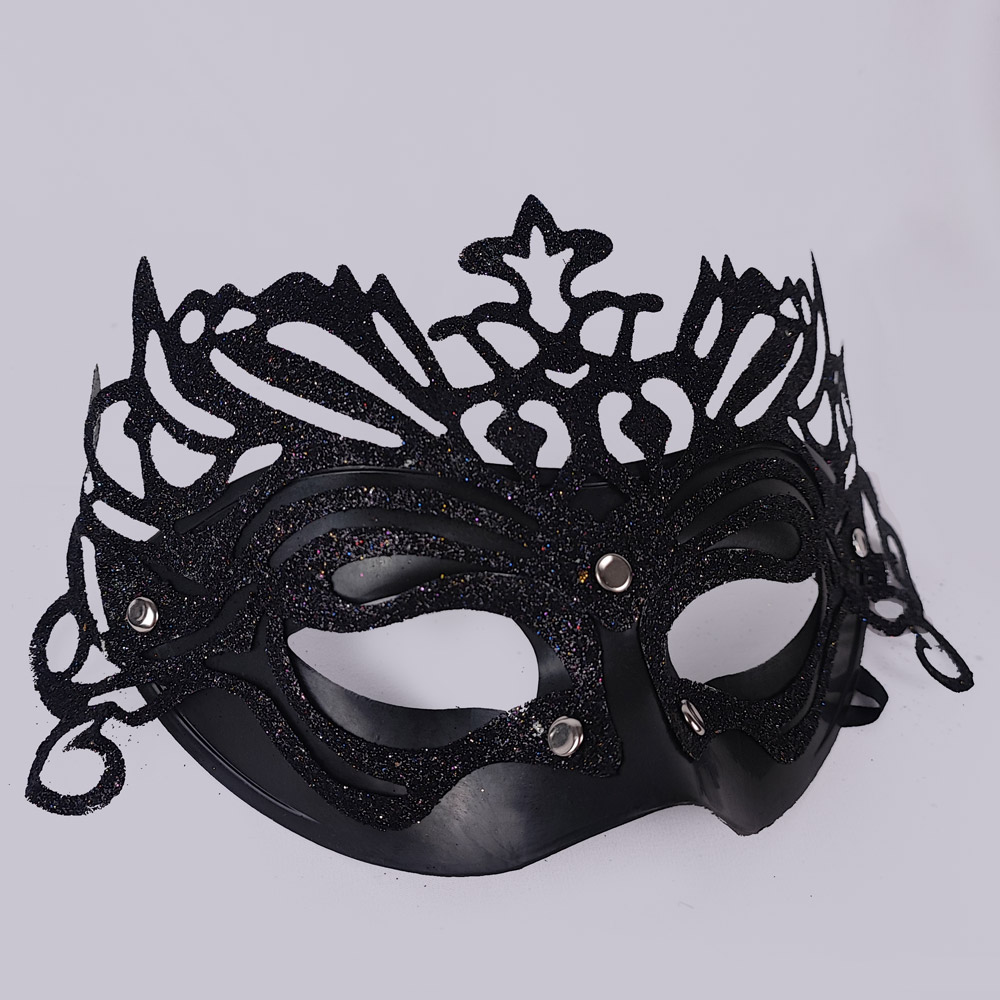 Antifaz negro calado