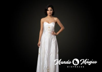 V.39 Vestido blanco bordado TM